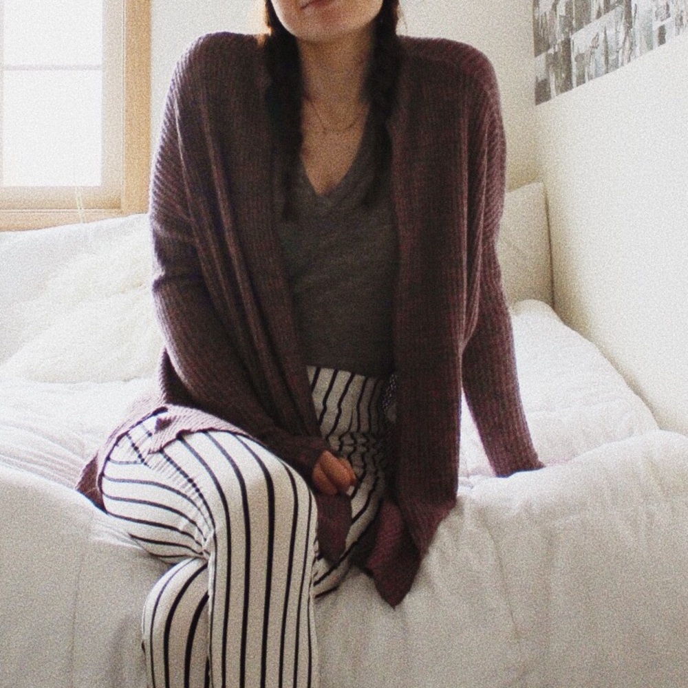 American Eagle Lavender Cardigan